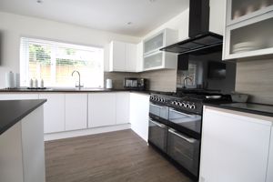 Kitchen- click for photo gallery